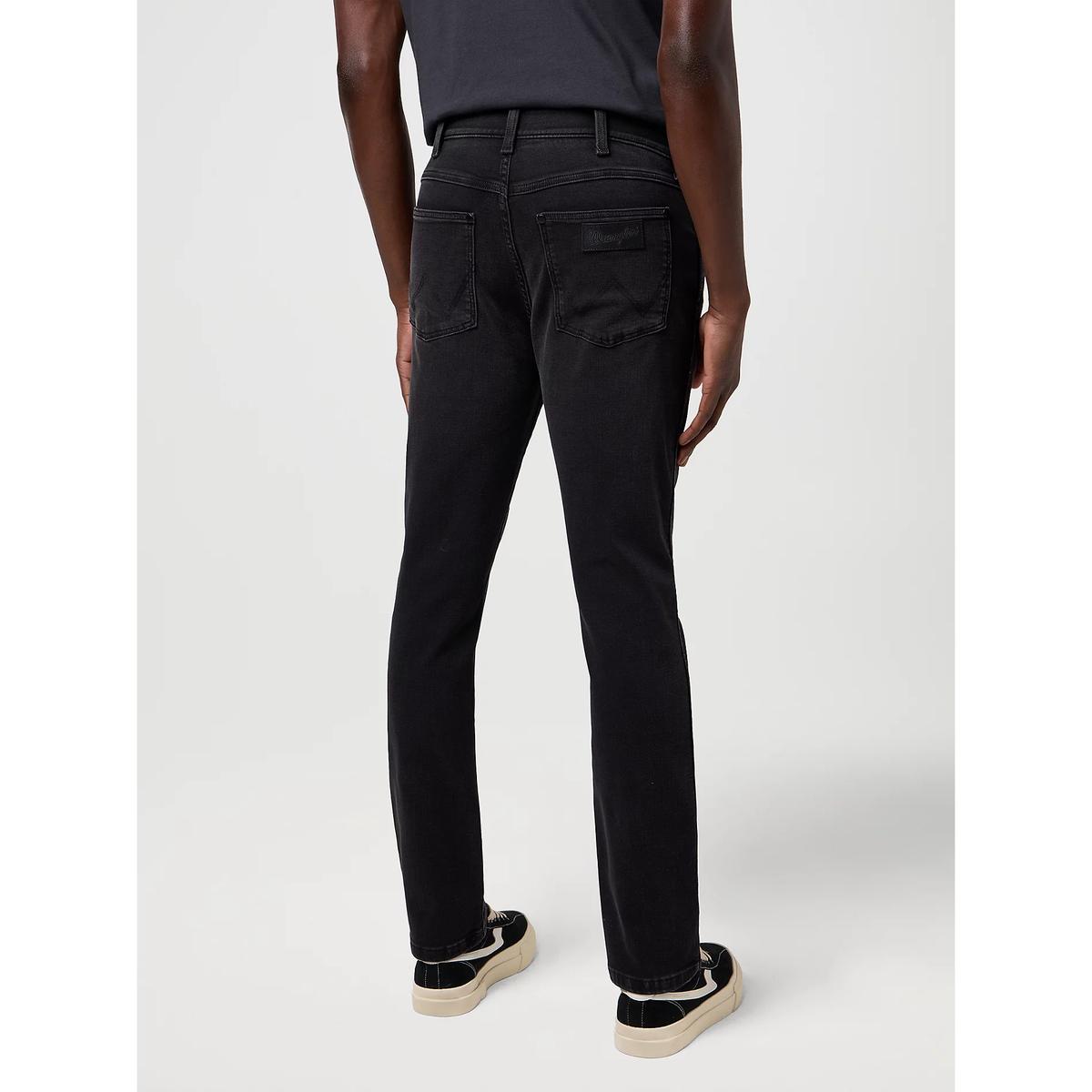 product/w/r/wrangler-112371657-black-fog-4.jpg