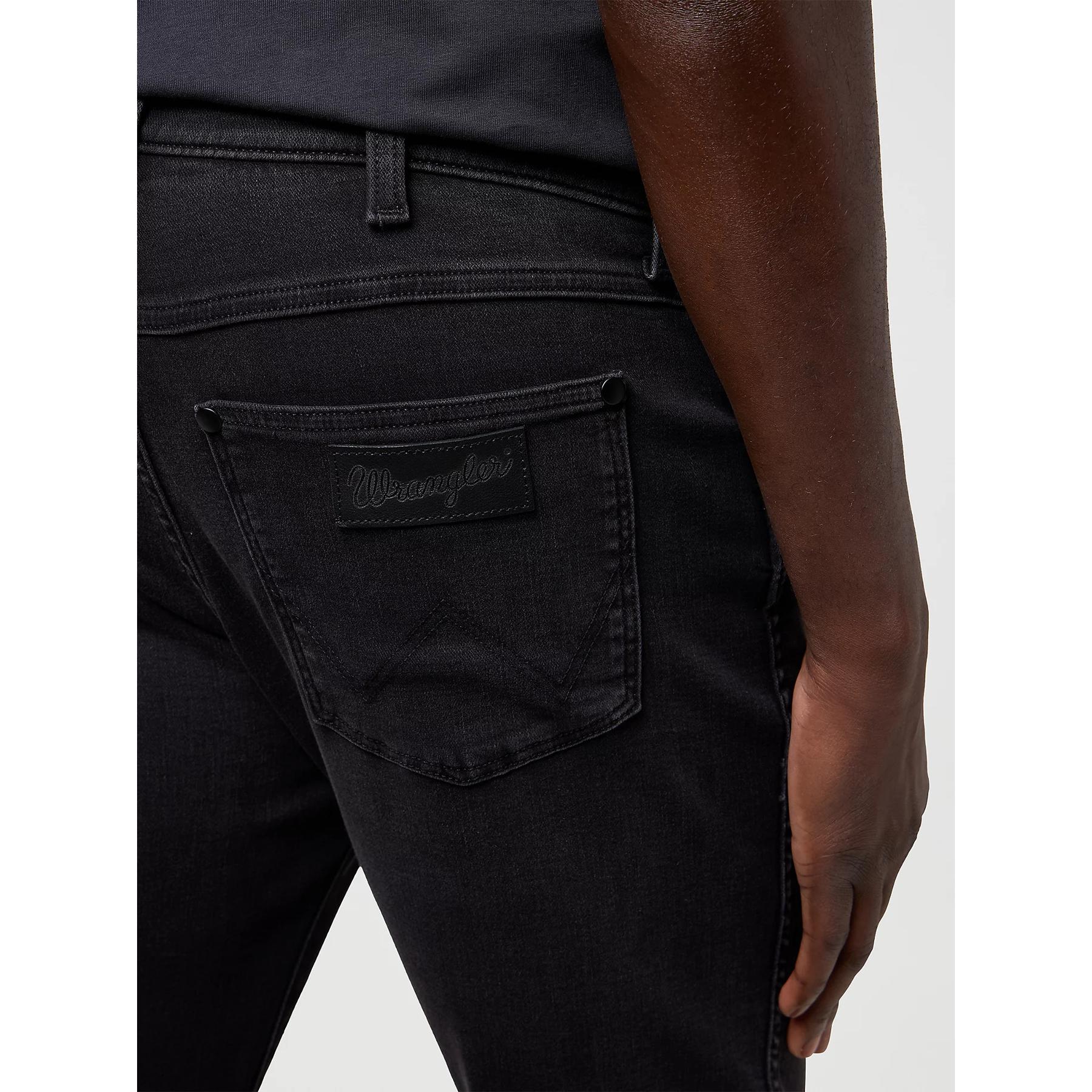 product/w/r/wrangler-112371657-black-fog-8.jpg