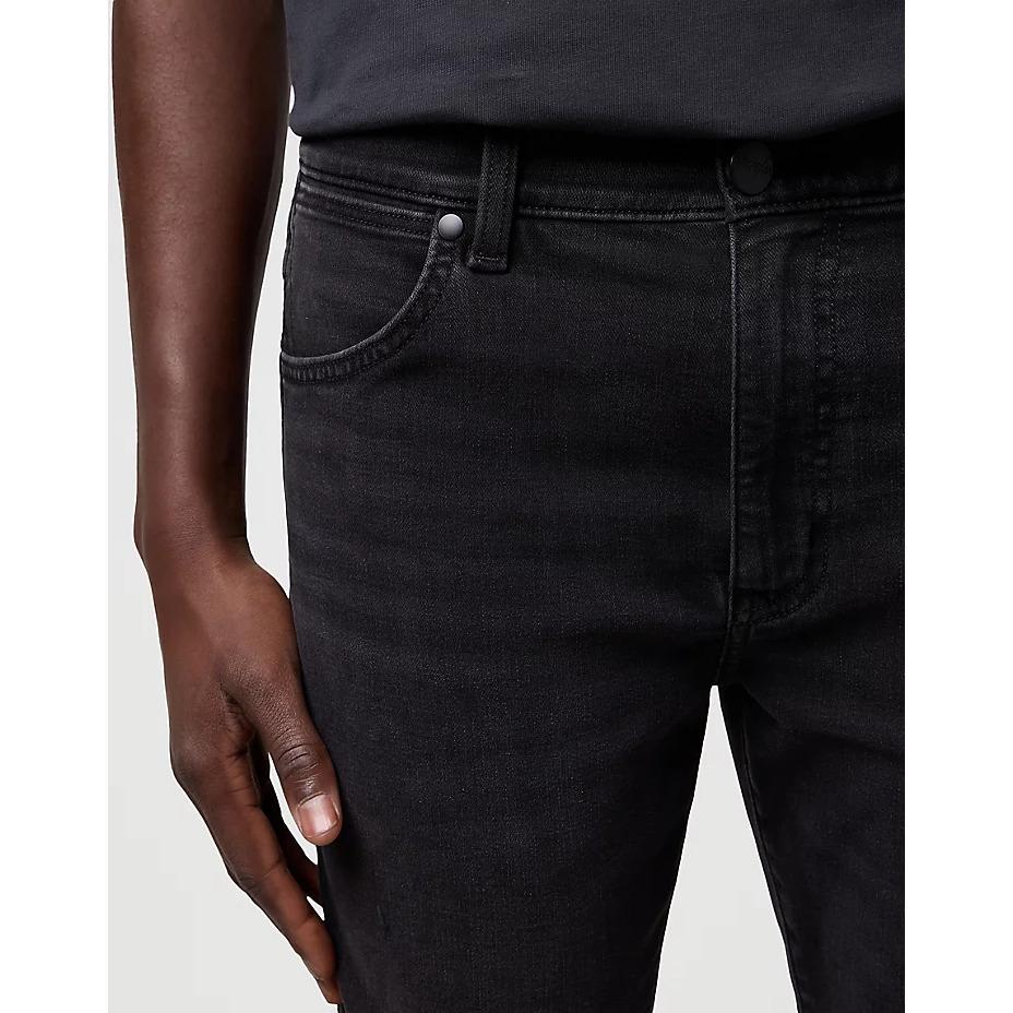 product/w/r/wrangler-112371657-black-fog-9.jpg