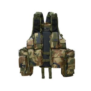 8006-10-tactische-gilets-brandit-woodland-tu