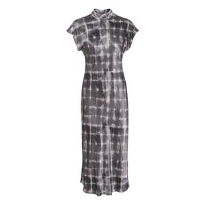 50110942-106595-lange-t-shirt-jurk-voor-vrouwen-culture-jelly-mirjam-sand-squares