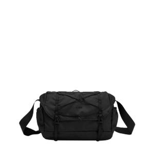 34032-black-schoudertas-elliker-walden-zwart-15-l
