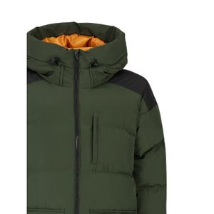 63752001-516-donsjack-protest-follow-kale-green