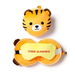 cush275-2-in-1-fluffy-restazz-tijger-reiskussen-met-oogmasker-puckator-geel-15x28x6-cm